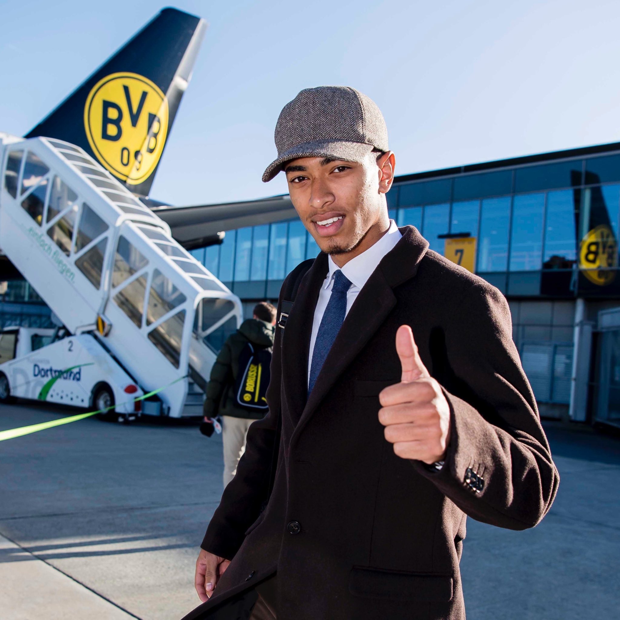 s15赛程-转折点！洛杉矶快船调整名单，德国杯转会期攻防权衡，管理层满意，轮换策略成焦点的简单介绍