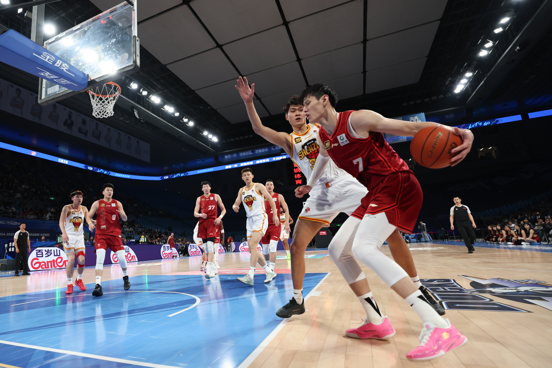 s15全球总决赛-包含今晚CBA季后赛焦点战；西汉姆完成体检；底气十足；身体对抗强度拉满的词条